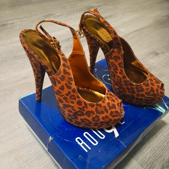 Rouge! Shoes - Size 7 heels